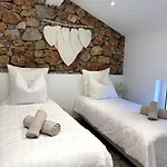 Lovely 3Br 3Ba 3Wc With Terrace